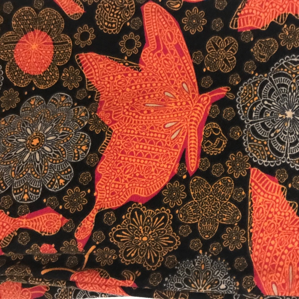 Like New - LuLaRoe Leggings - OS - Awesome Print